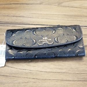Coach wallet(NWT)